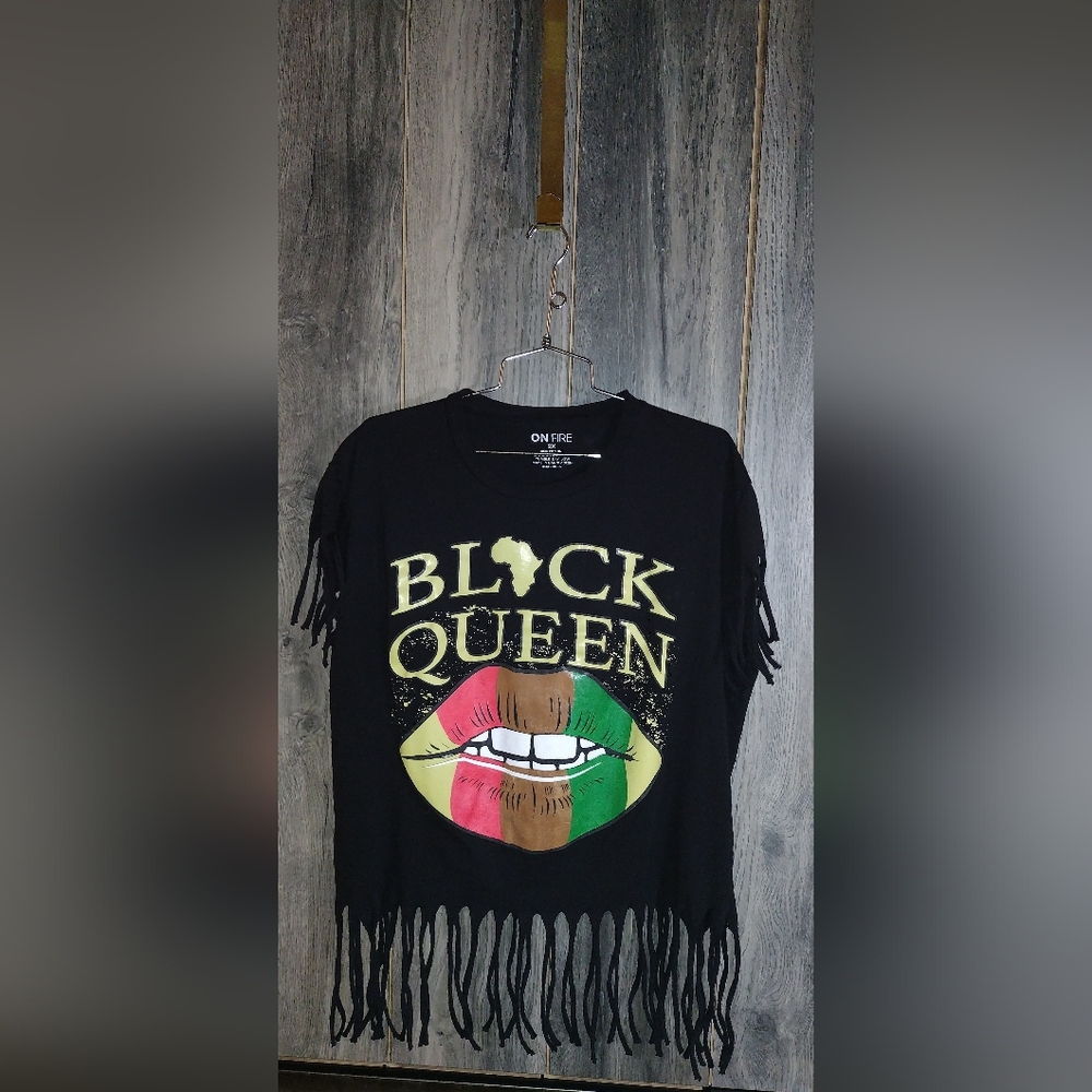 Black Queen Fringe T-Shirt
